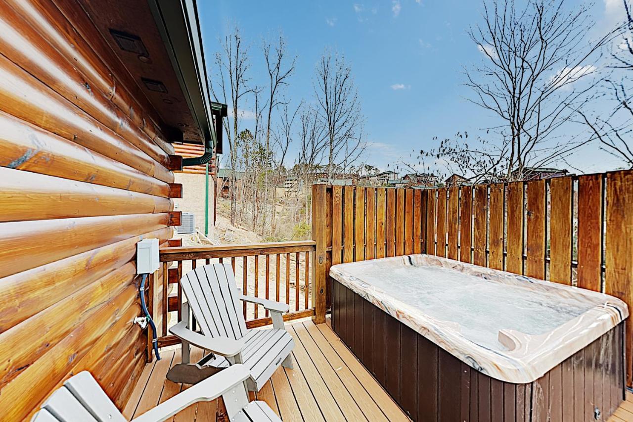 Bear Cove Falls Pigeon Forge Exterior foto